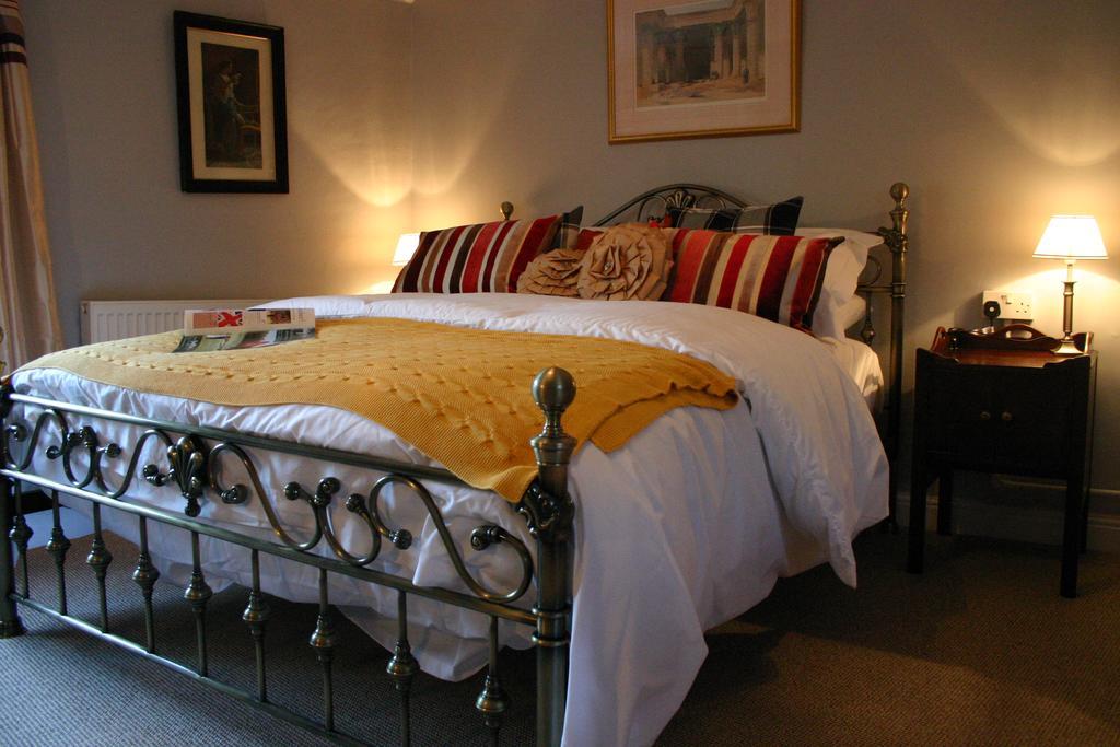 ווסטברי Horse & Groom B&B מראה חיצוני תמונה